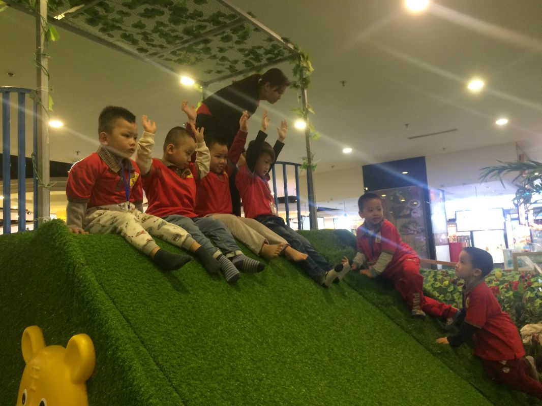 Tham quan Erahouse cở sở 3 và Siêu thị BigC (17).jpg